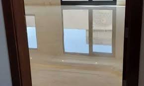 تلميع السيراميك بعد التشطيب بالخرج